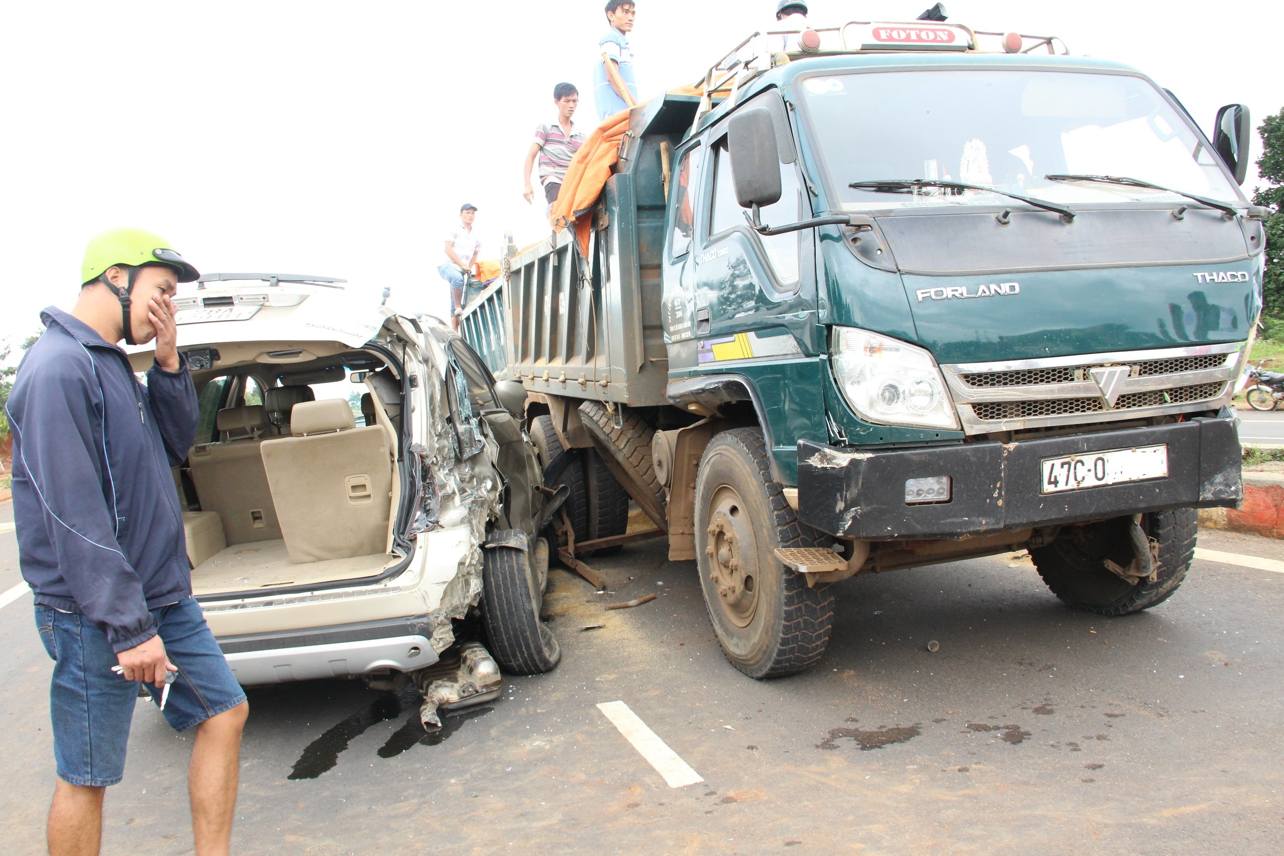 oto bi tong dep dum anh 1