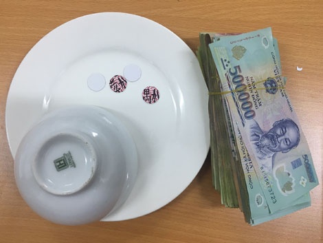 Phá sòng bạc tại Hà Nội ảnh 2 Pha song bac tai Ha Noi anh 2