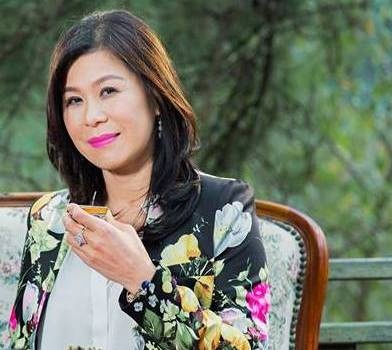 Gia dinh doanh nhan Ha Linh nhan hon 4 ty dong bao hiem hinh anh