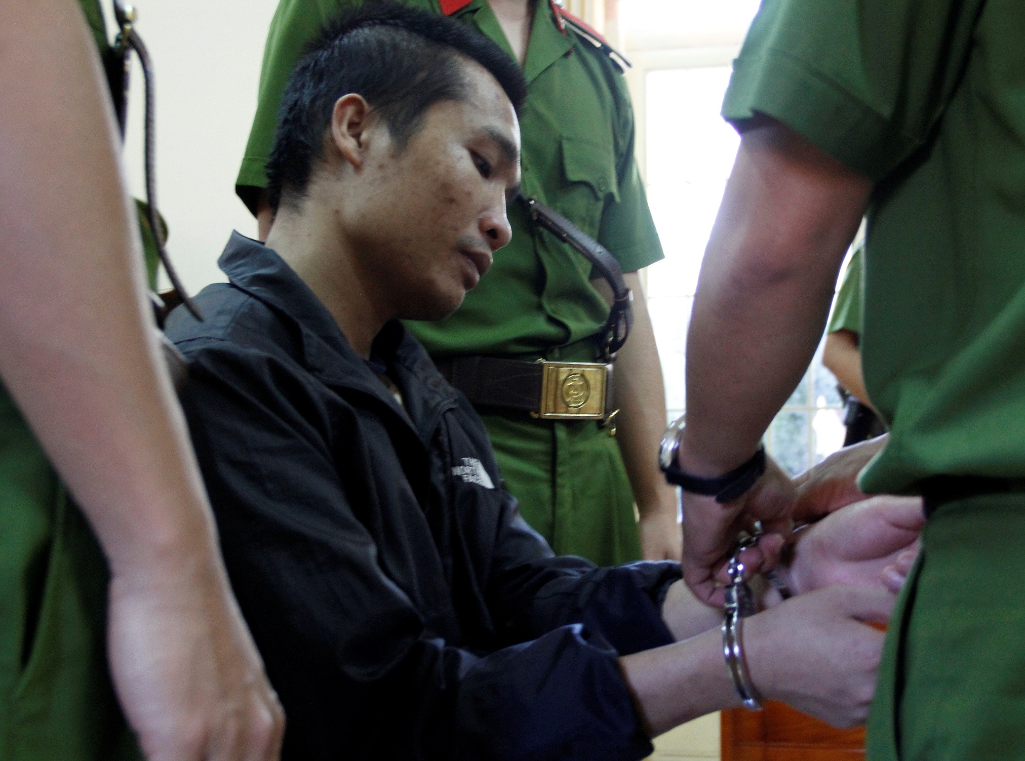 Bi cao sat hai 3 nguoi o Lam Dong muon lanh an som hinh anh