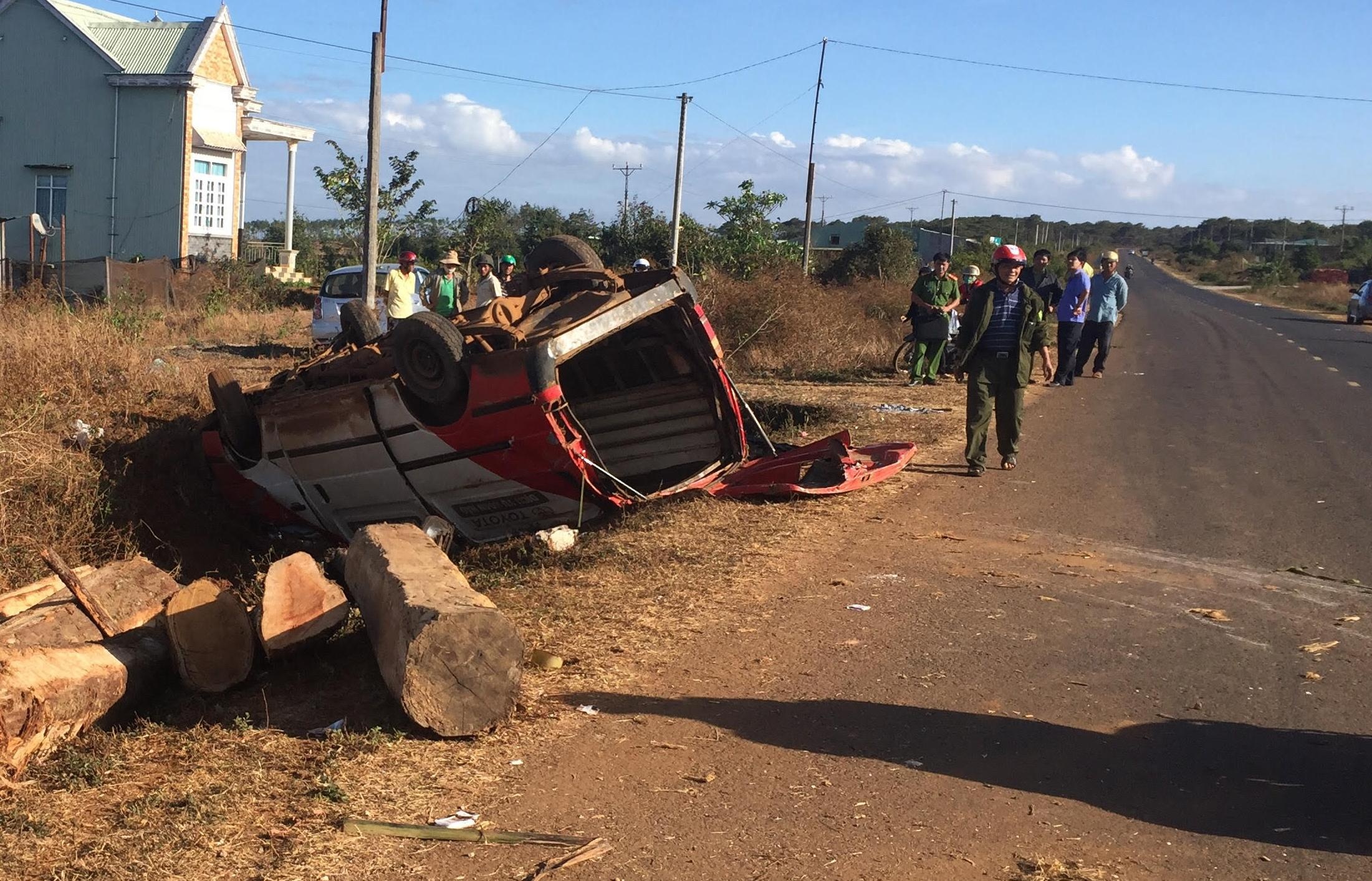 Oto cho go lat ngua anh 1