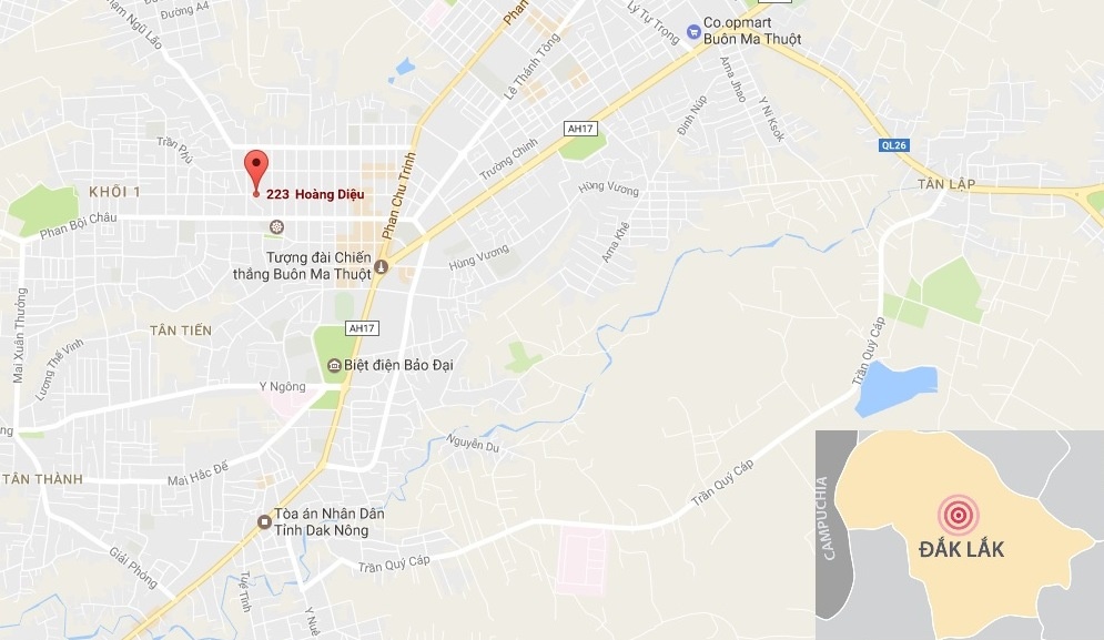 Thanh niên trộm hai lọ thuốc tây ảnh 2 Thanh nien trom hai lo thuoc tay anh 2