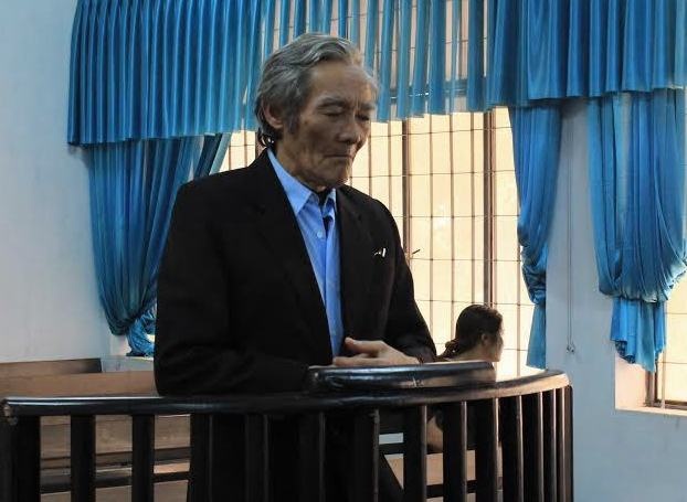 Y an 6 thang tu voi ong lao 73 tuoi dam o be gai hinh anh