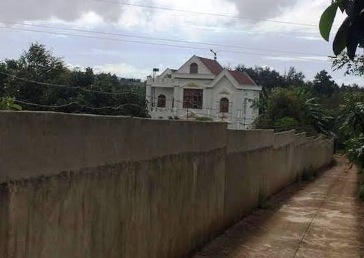 Vo Pho truong Ban Noi chinh tinh xay dung khong phep anh 2