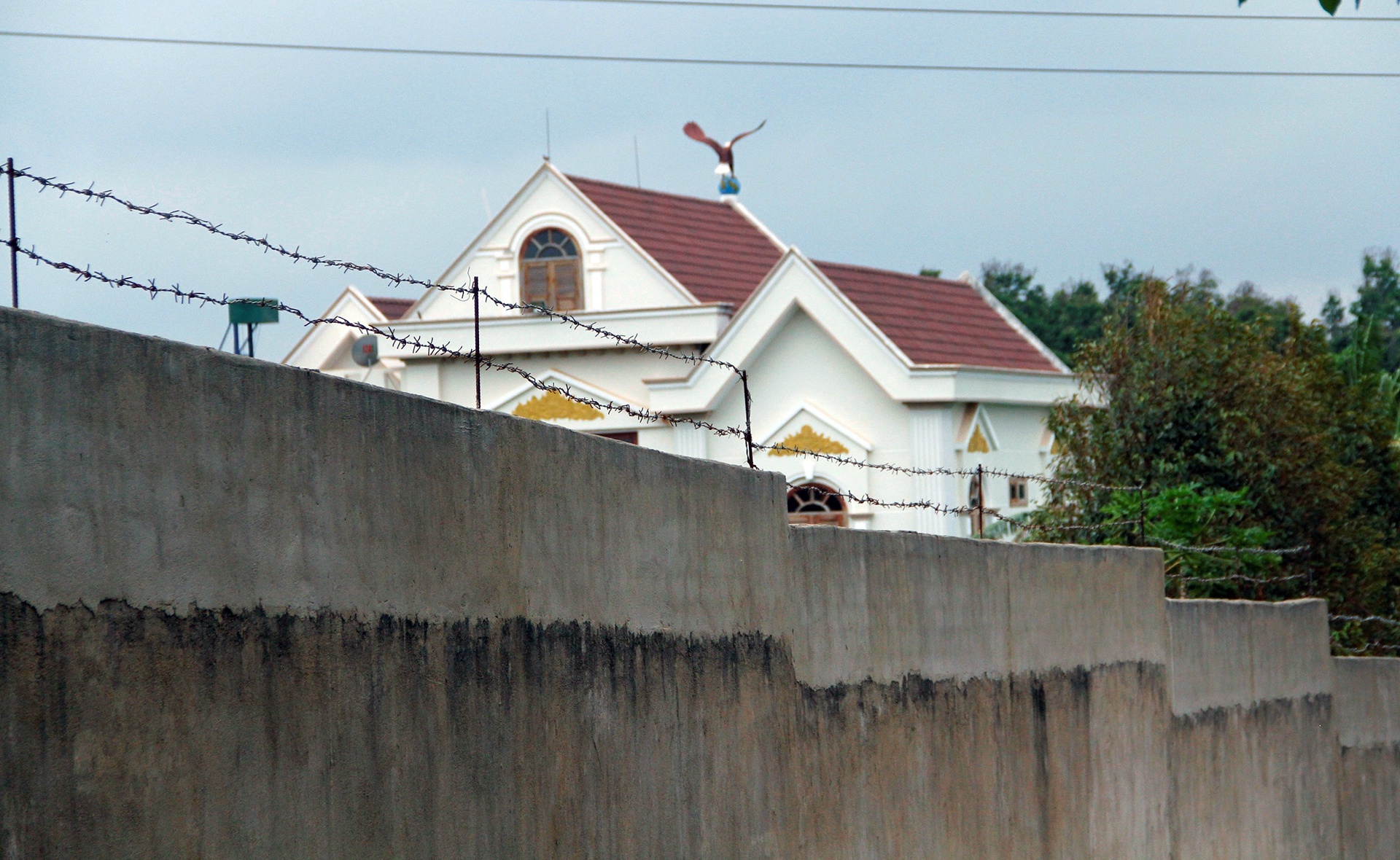 Vo Pho Ban noi chinh xay biet thu trai phep anh 2