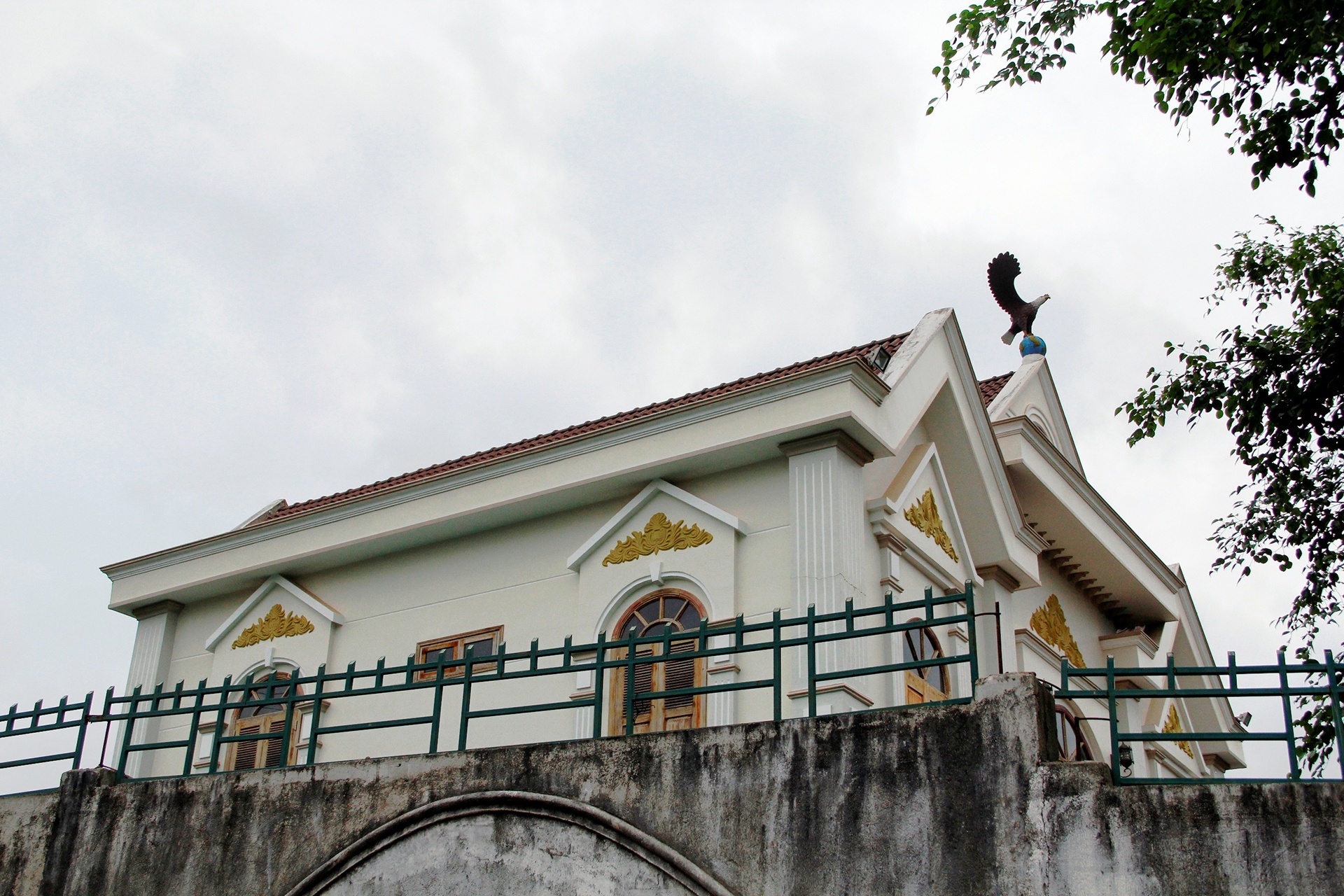 Vo Pho Ban noi chinh xay biet thu trai phep anh 6