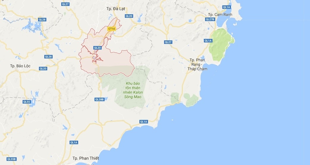 Hai thanh nien dung binh xit hoi cay cuop tai san anh 3