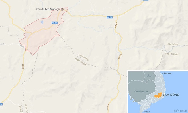 Hai xe khach doi dau anh 2