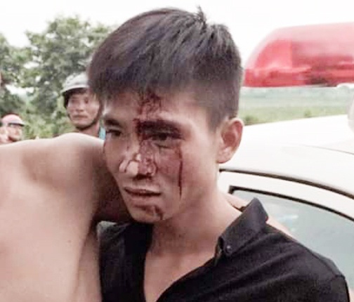 Vi pham giao thong con can vao tay CSGT hinh anh