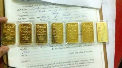 Mot gia dinh bao mat hon 75 cay vang hinh anh
