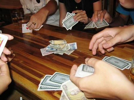 Xac minh thong tin phan anh 2 cong an o Dak Lak danh bai an tien hinh anh