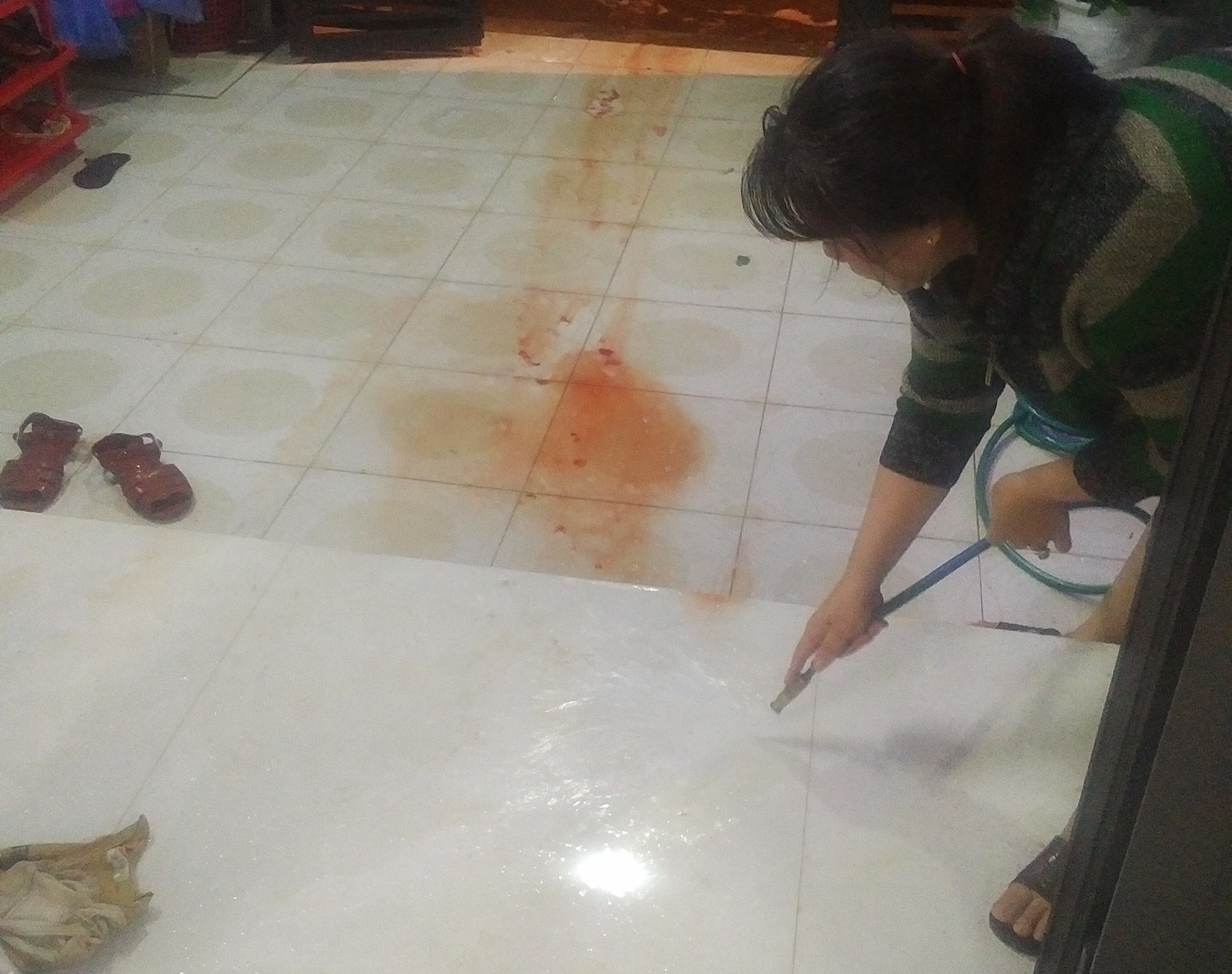 Bat 2 nguoi trong vu no sung ban chet thanh nien 23 tuoi hinh anh