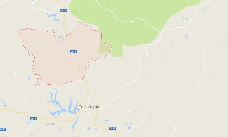 Gia dinh bi do thuoc sau vao be nuoc anh 2