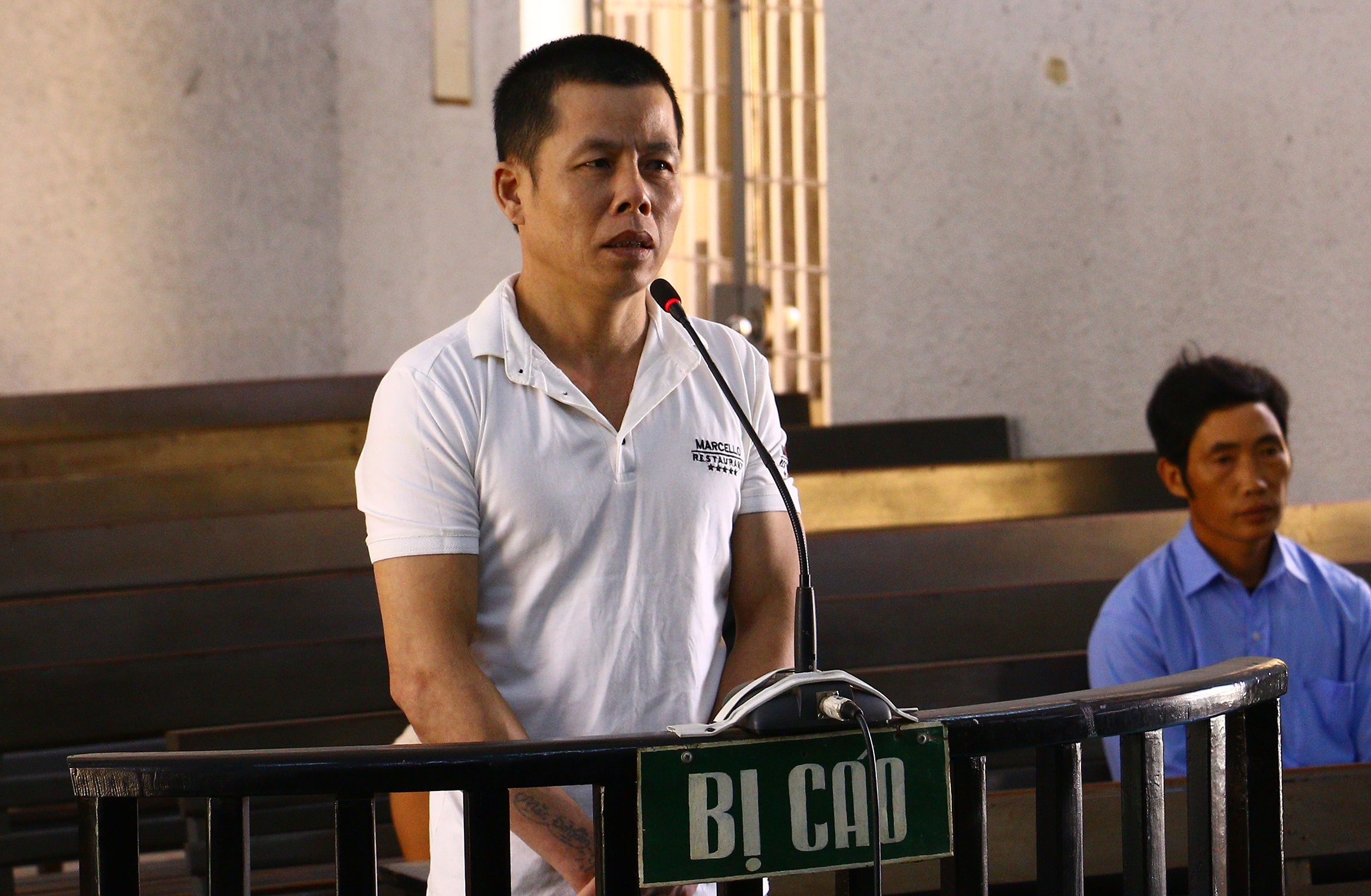 Cha duong hiep dam con gai vo anh 1