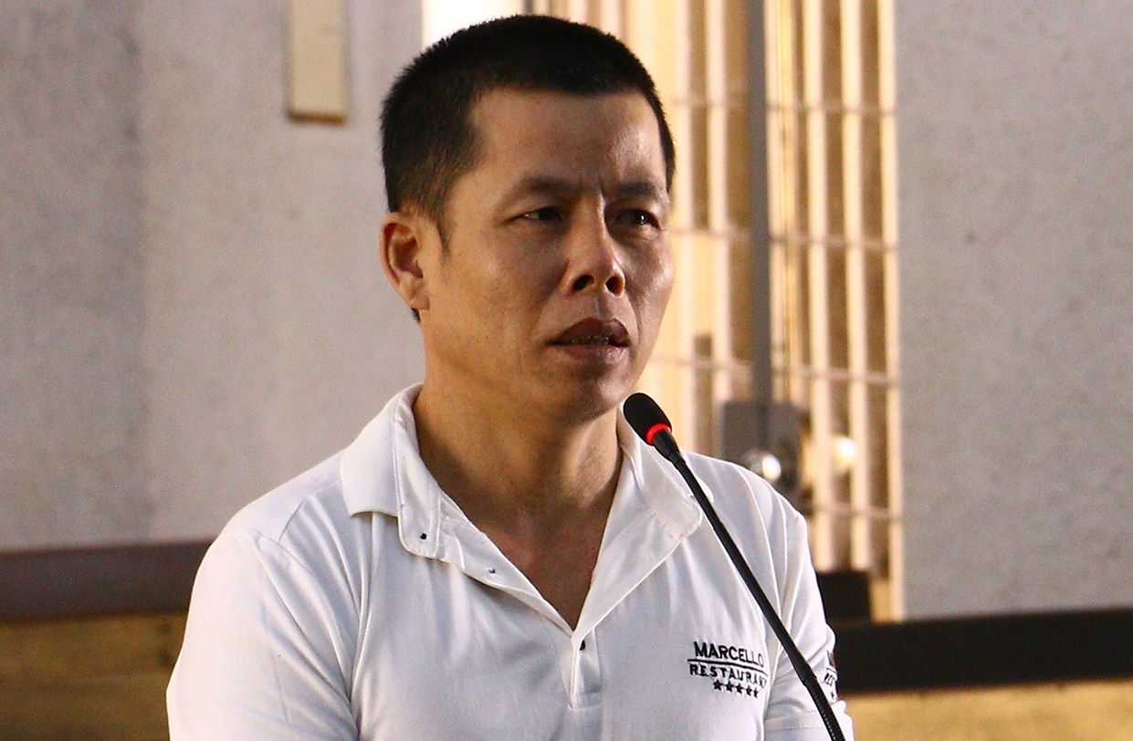 Nguoi dan ong hiep dam con gai rieng cua vo linh 17 nam tu hinh anh