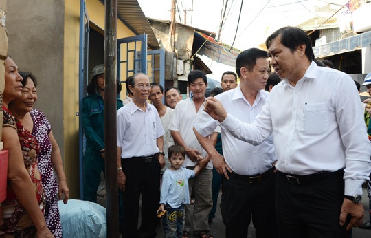 Chu tich Da Nang: Cong an dang lam ro viec nhan tin de doa hinh anh