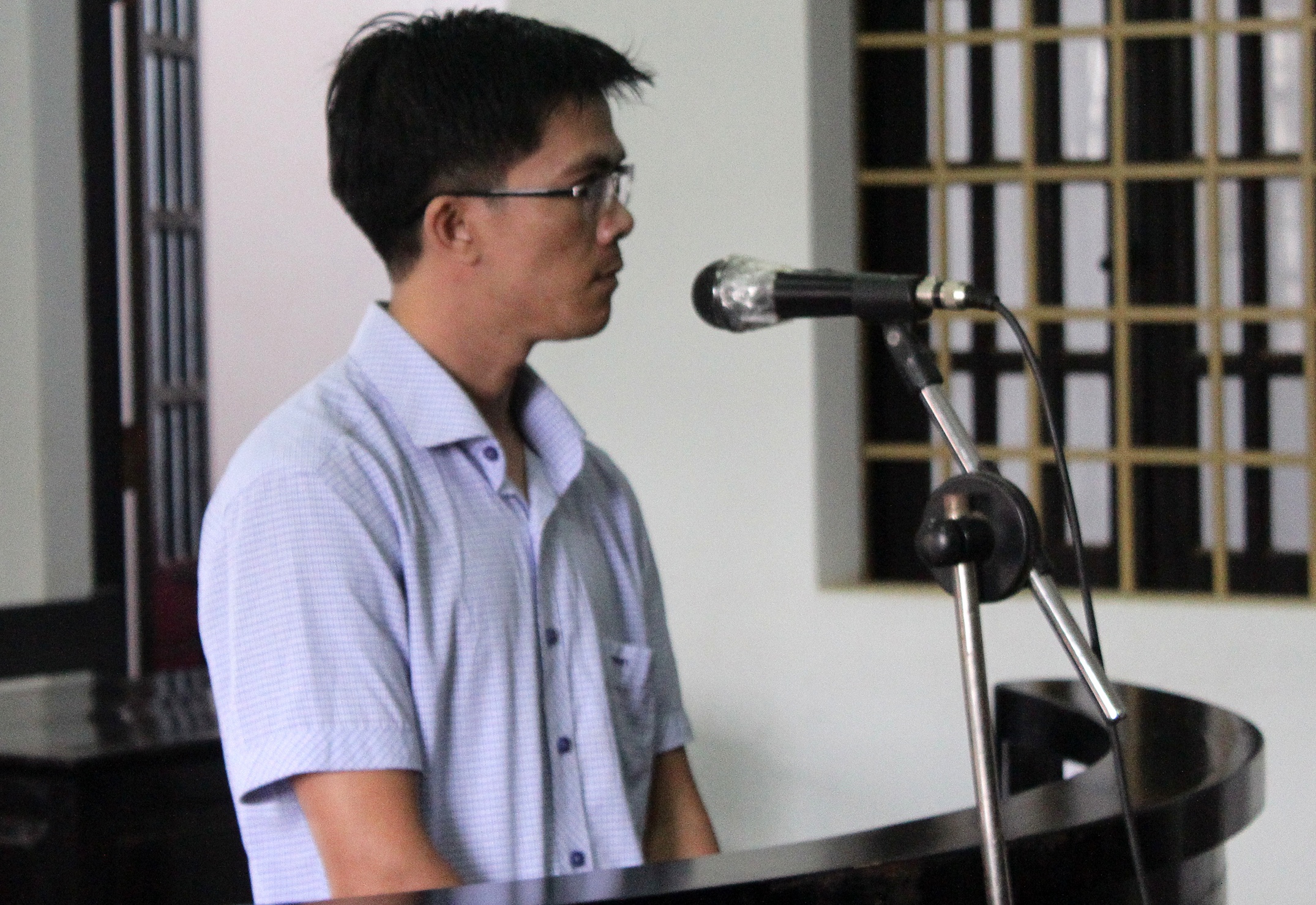 Con trai nguyen pho chu tich tinh lua chay viec hinh anh