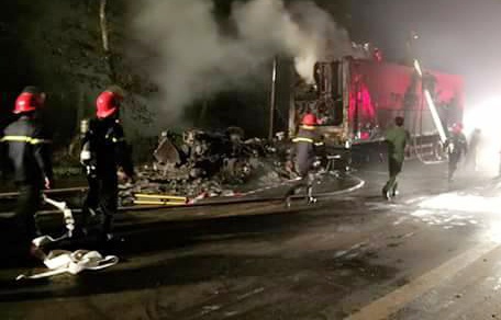 Cháy xe container ảnh 1 Chay xe container anh 1