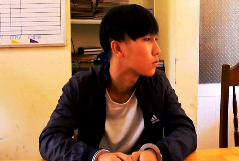 Thanh nien dam chet nguoi trong quan bida ra dau thu hinh anh