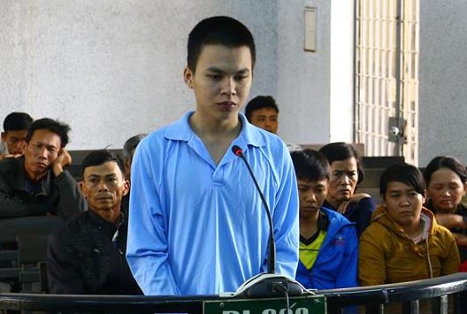 Thanh niên hiếp dâm bé gái ảnh 1 Thanh nien hiep dam be gai anh 1