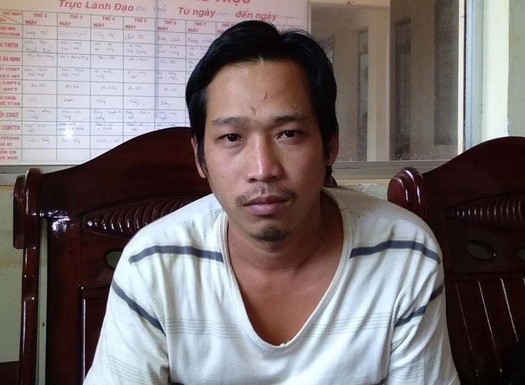 Bat khan cap thanh nien dam o be gai 10 tuoi hinh anh