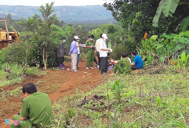 No sung 3 nguoi chet anh 1