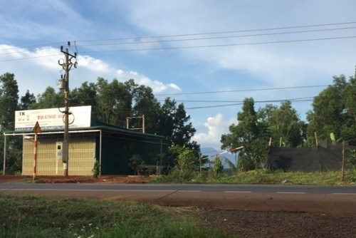 Hang nghin ha dat lan chiem rung duoc cap so do hinh anh