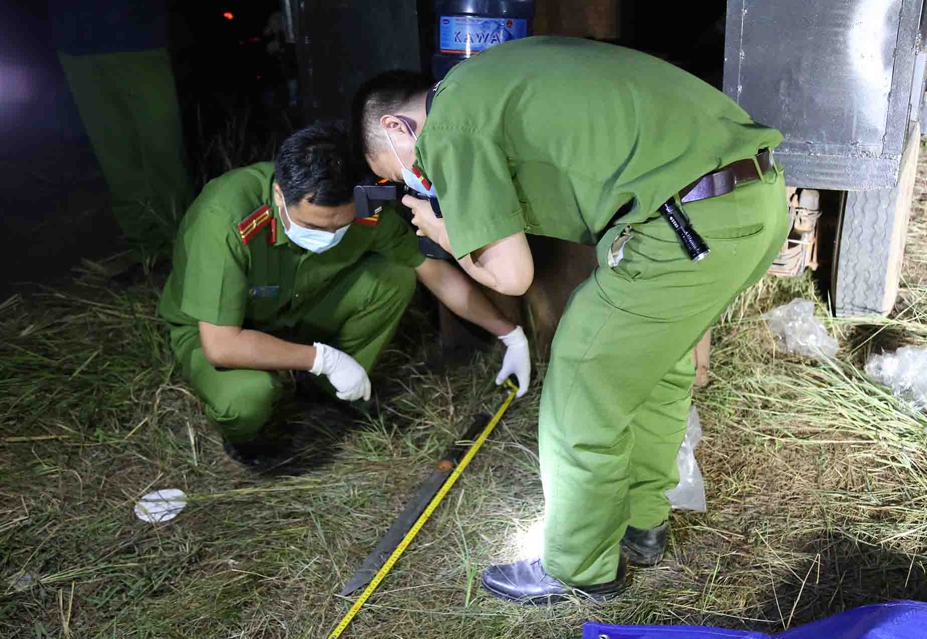 Hon chien tranh gianh dat anh 6