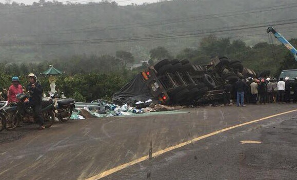 Tai nạn hai người tử vong ảnh 1 Tai nan hai nguoi tu vong anh 1