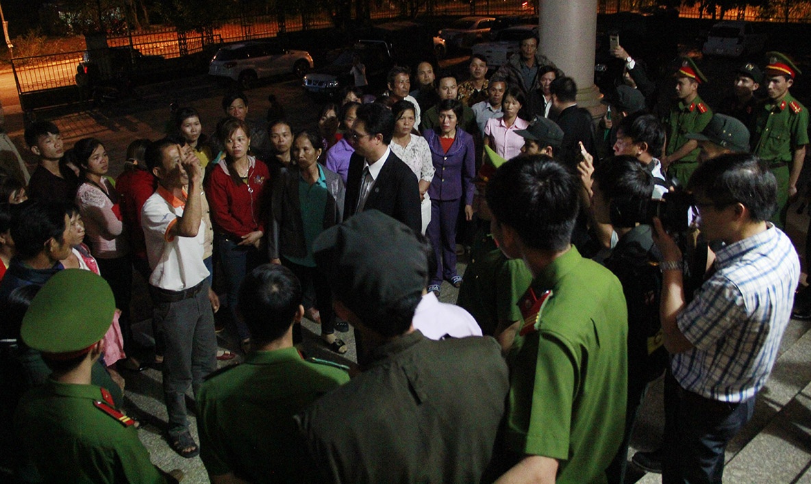 No sung lam 3 nguoi chet anh 2