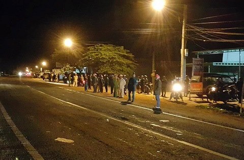 Vu no kho dan o Gia Lai: 'Cach 2 km van thay rung lac nhu dong dat' hinh anh