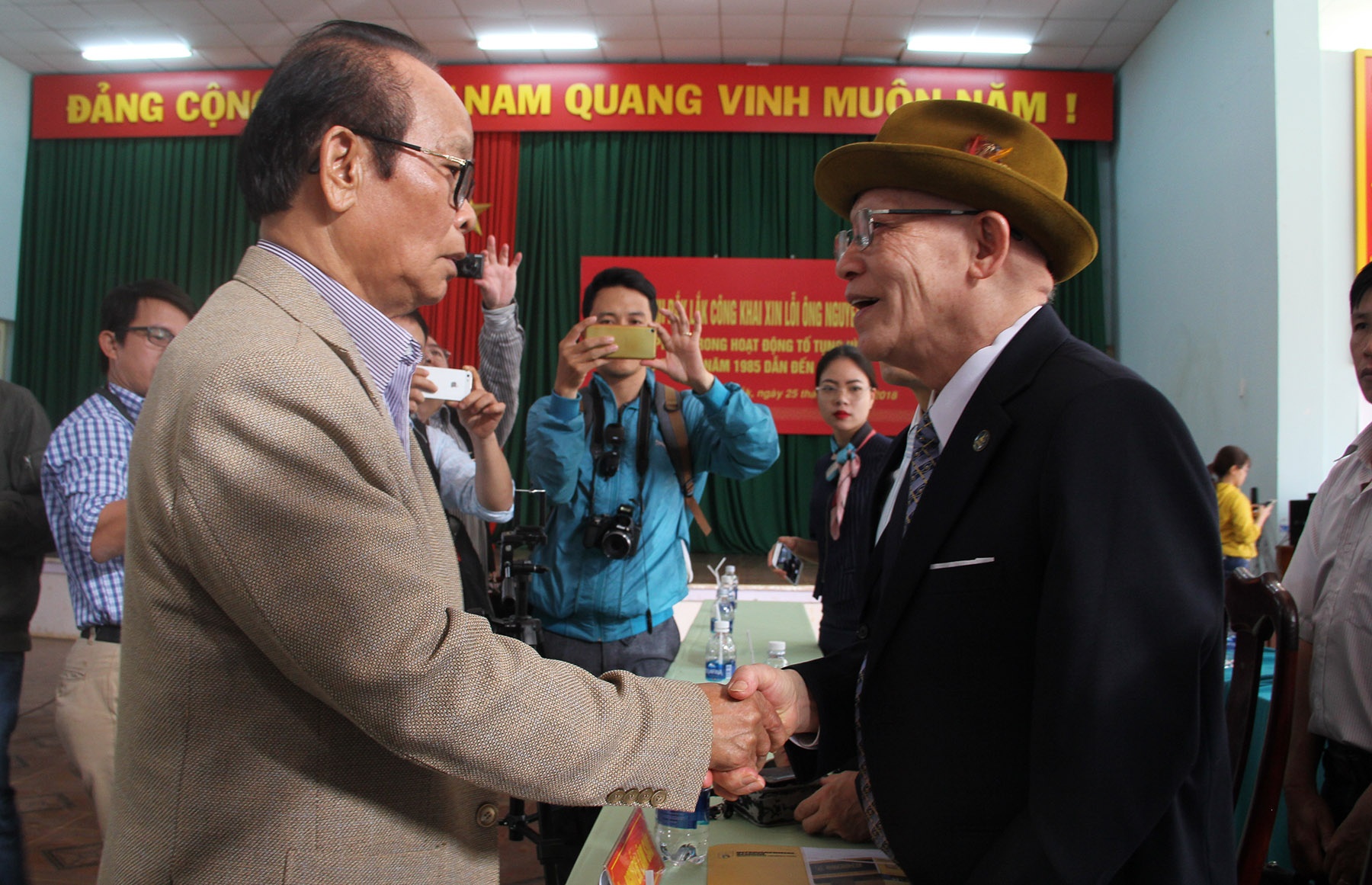 Xin loi ong Nguyen Lam Sau anh 2