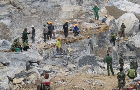 No min khai thac da, 2 nguoi tu vong hinh anh