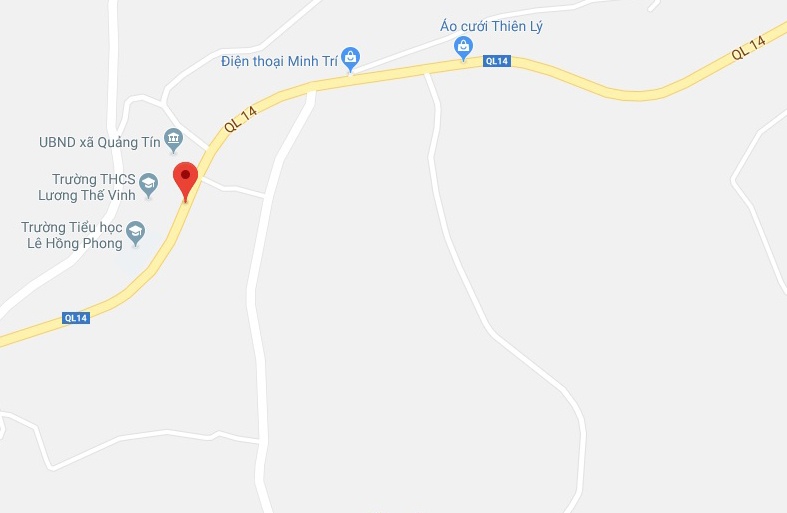 Ôtô khách đối đầu xe tải ảnh 2 Oto khach doi dau xe tai anh 2