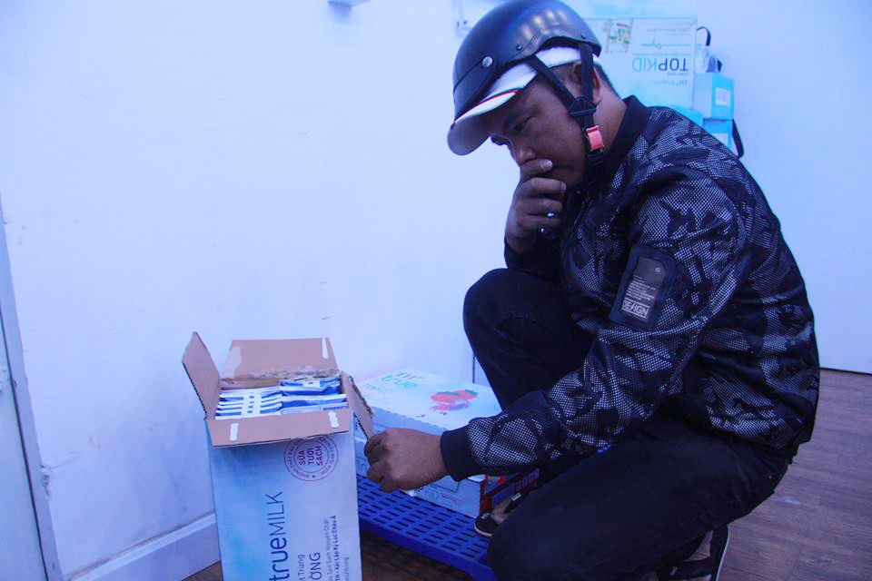 Sữa TH True Milk có dòi ảnh 1 Sua TH True Milk co doi anh 1