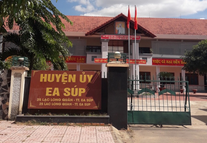 Ky luat Truong ban To chuc huyen uy vi tham muu bo nhiem nguoi than hinh anh