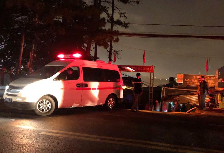 Chay nha 5 nguoi chet anh 2