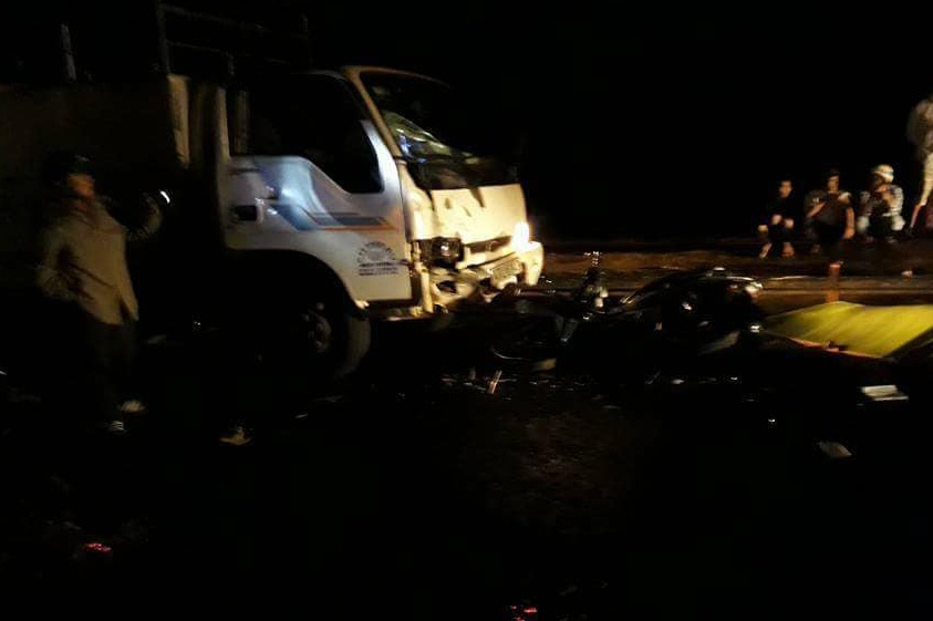 Tong doi dau oto, mot bac si tu vong hinh anh