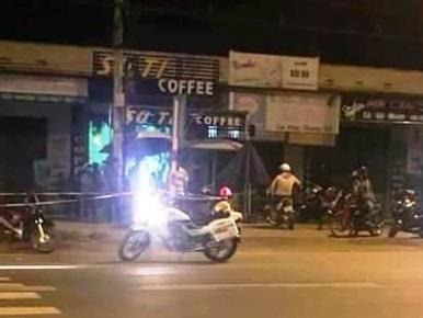 Nguoi dan ong bi dam tu vong vi mau thuan khi uong ca phe hinh anh