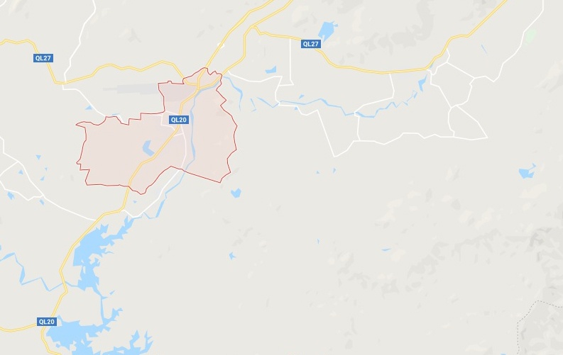 Thanh niên đâm chết người ảnh 2 Thanh nien dam chet nguoi anh 2