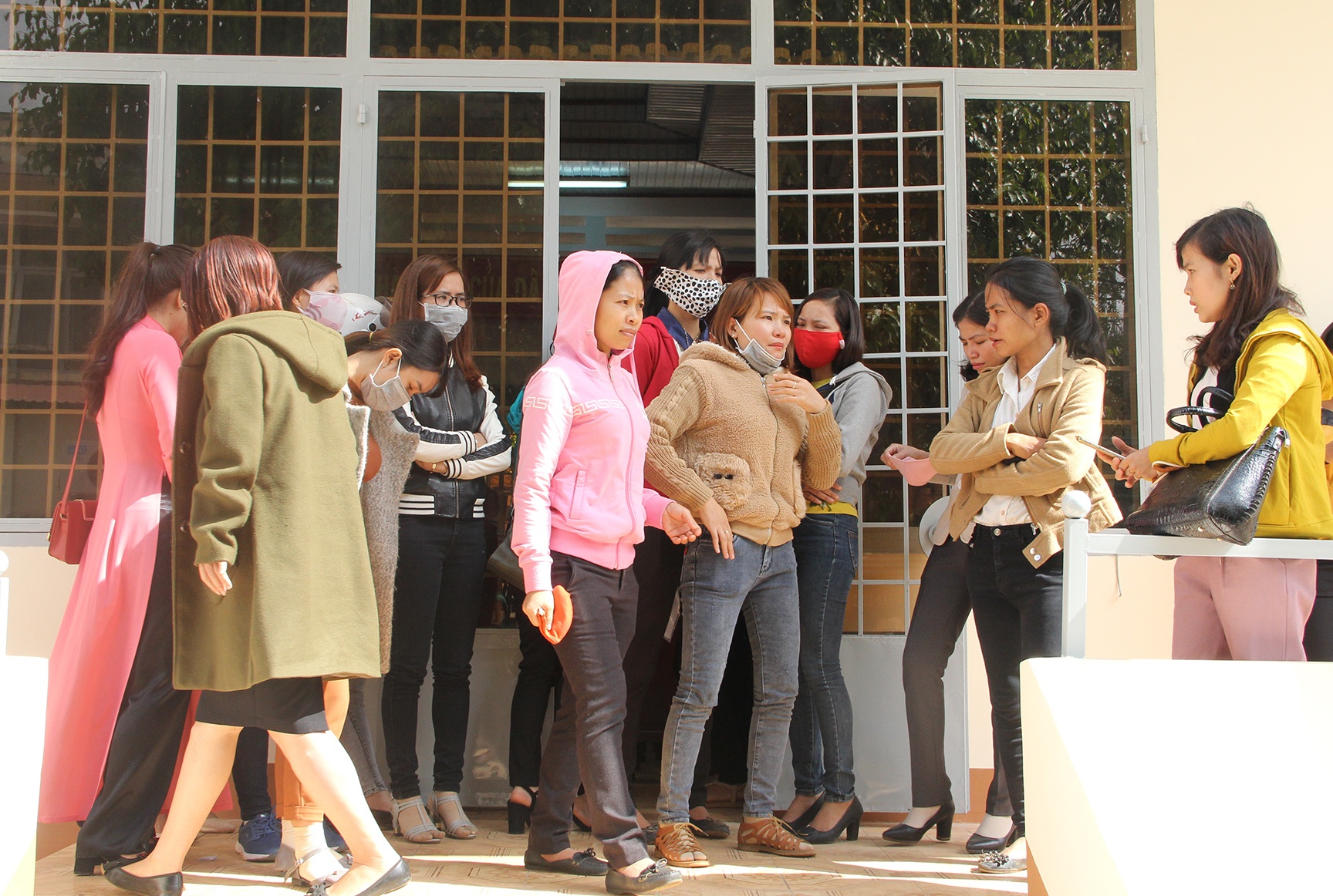 Cach chuc hieu truong nhan 210 trieu dong 'chay viec' hinh anh