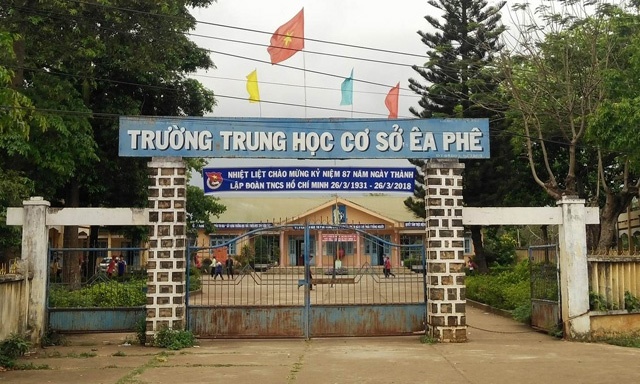 Lam ro thong tin hieu truong nhan 210 trieu tien 'chay viec' hinh anh