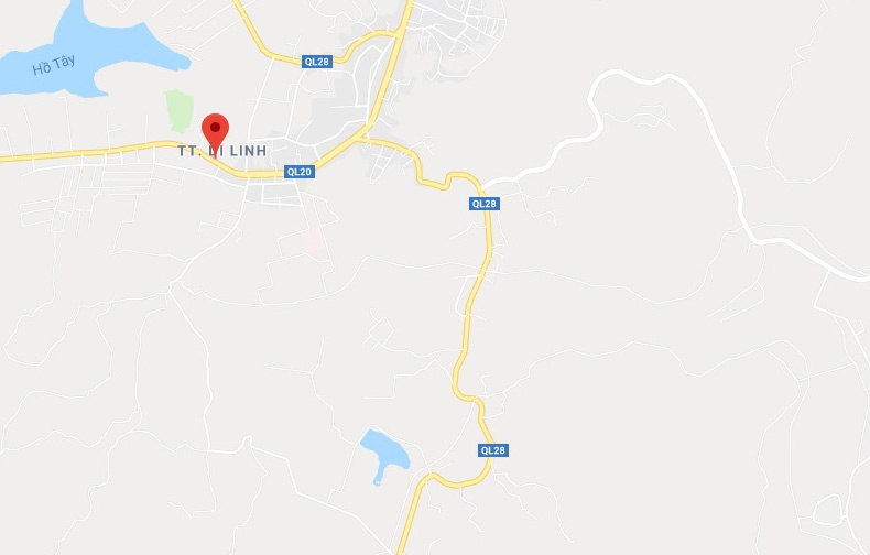 Xe tải đâm sập nhà dân ảnh 2 Xe tai dam sap nha dan anh 2