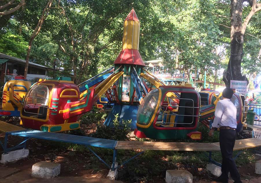 Dut cap tro choi hai be bi thuong anh 2