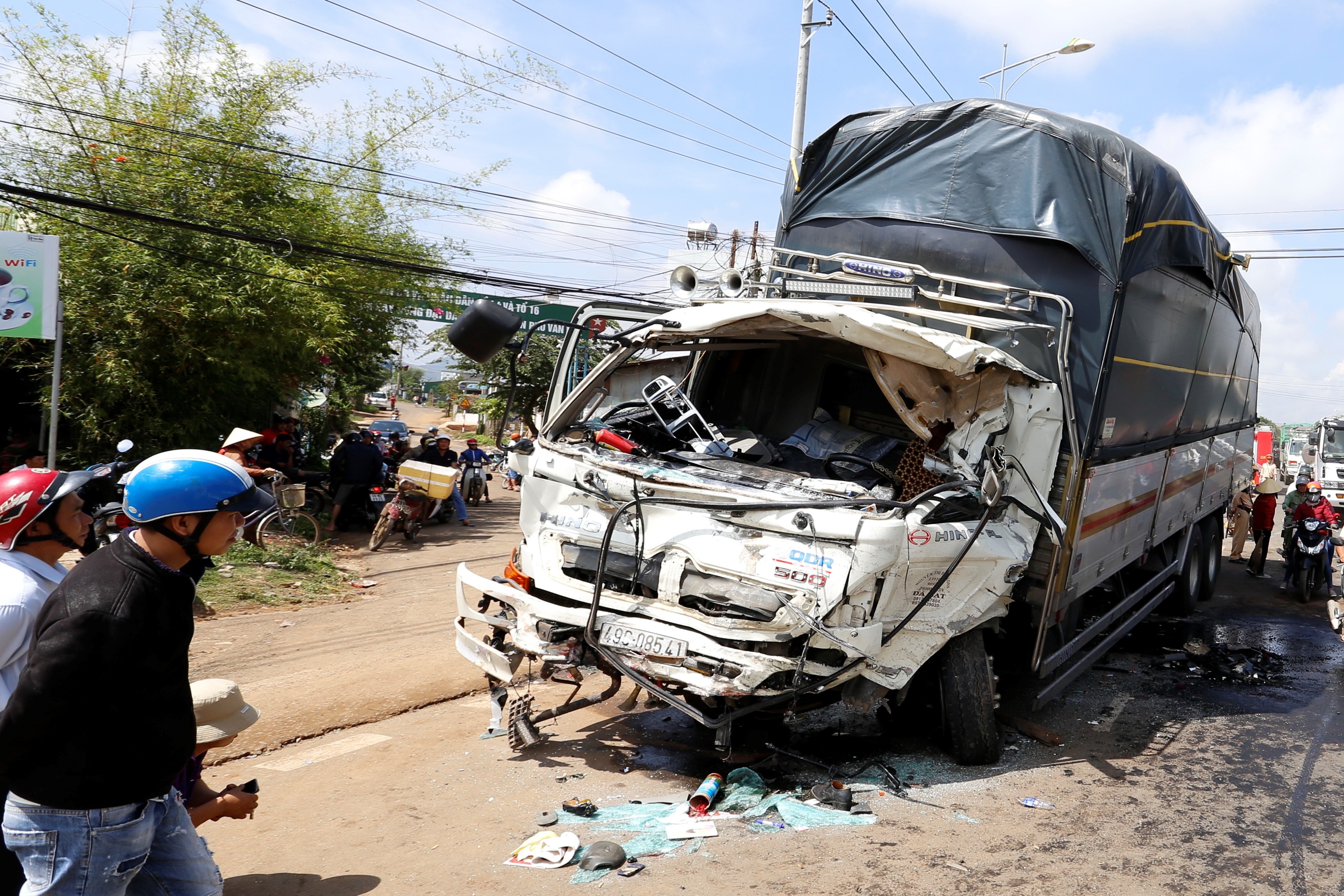Tai nạn 10 người thương vong ảnh 1 Tai nan 10 nguoi thuong vong anh 1