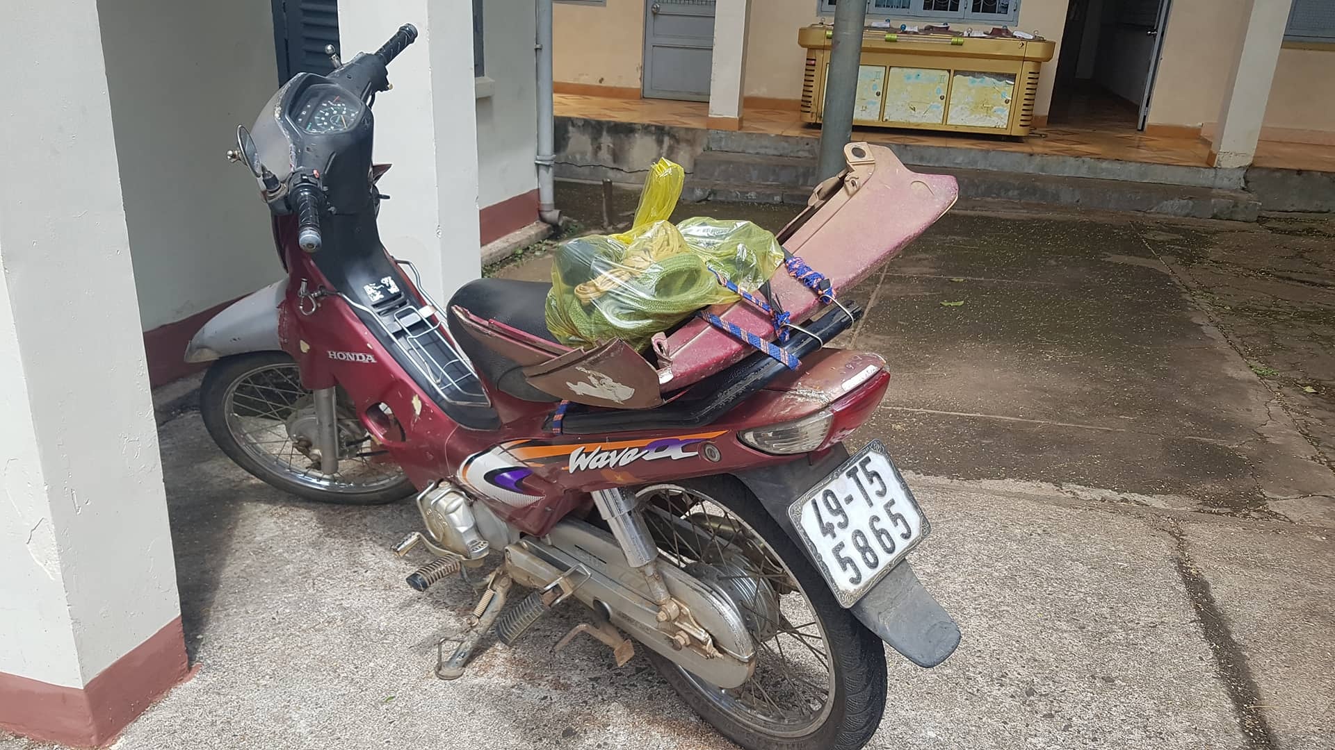 Bat khan cap 3 nghi can chem tai xe, cuop xe om hinh anh