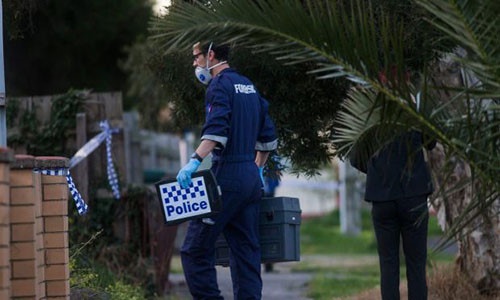 Nguoi dan ong dam chet em re khi di tim vo hinh anh