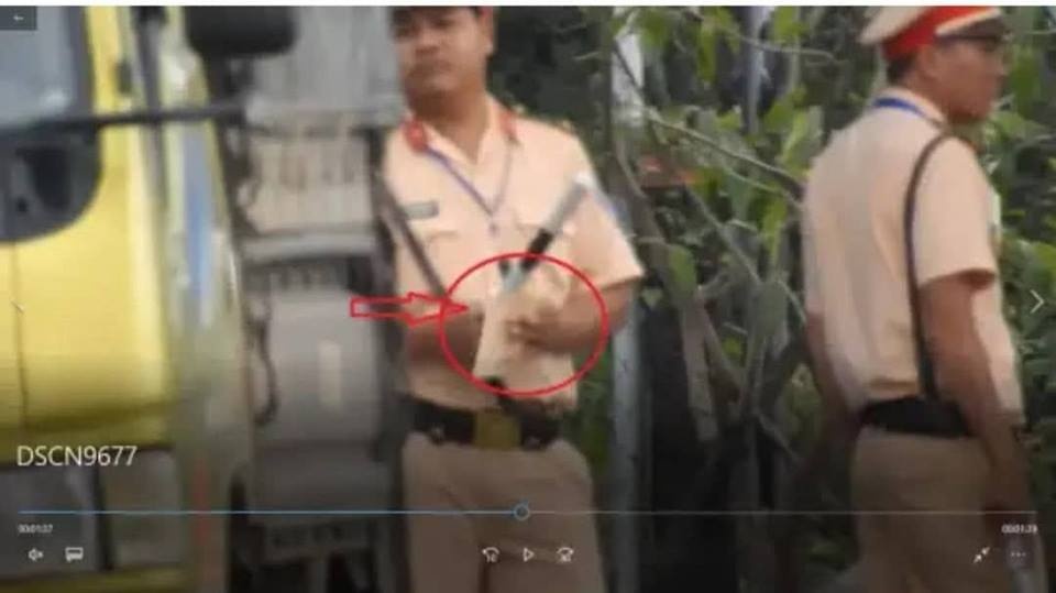 Dan quay clip CSGT nhan tien anh 2