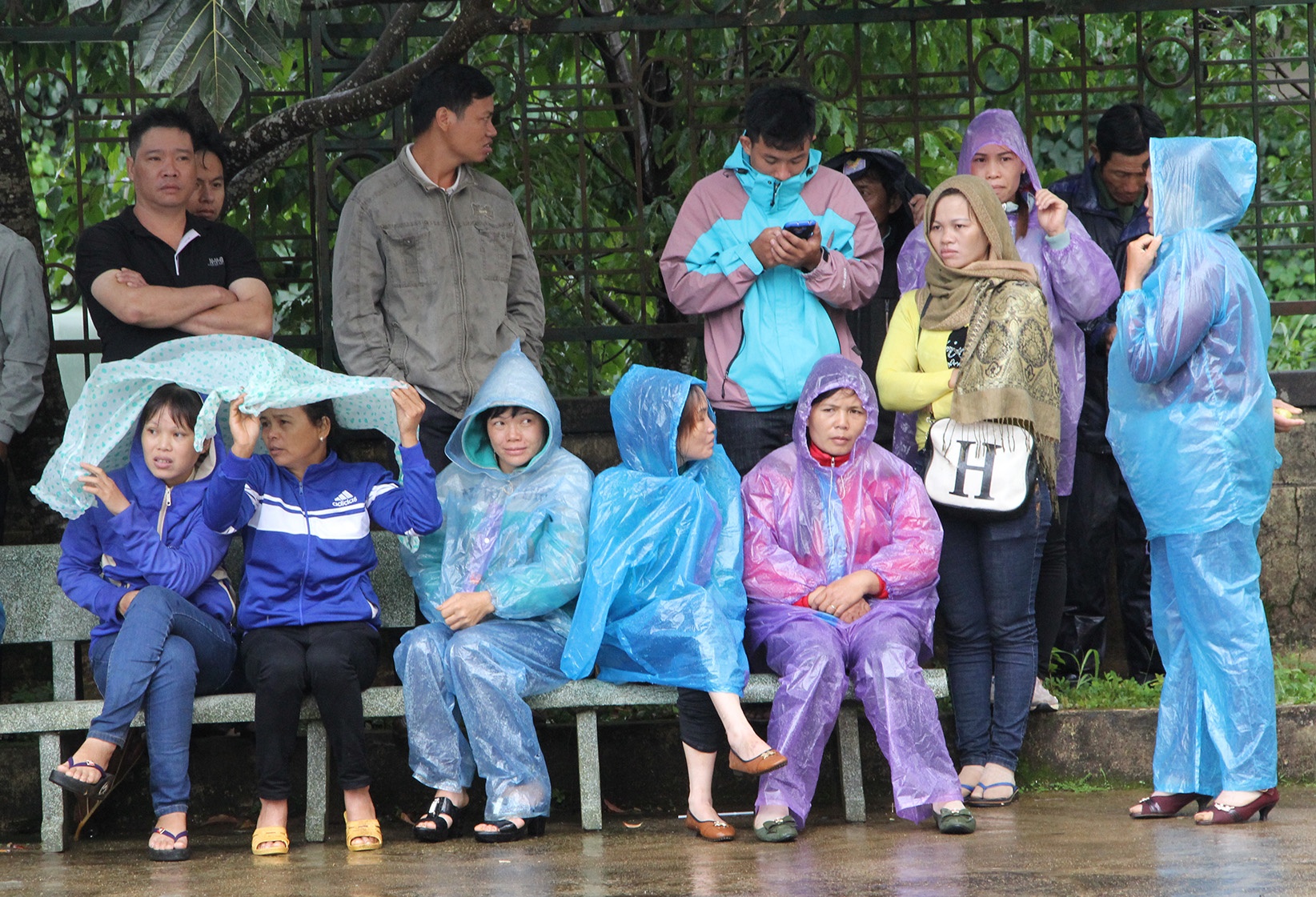 Dang Van Hien ban chet ba nguoi anh 5