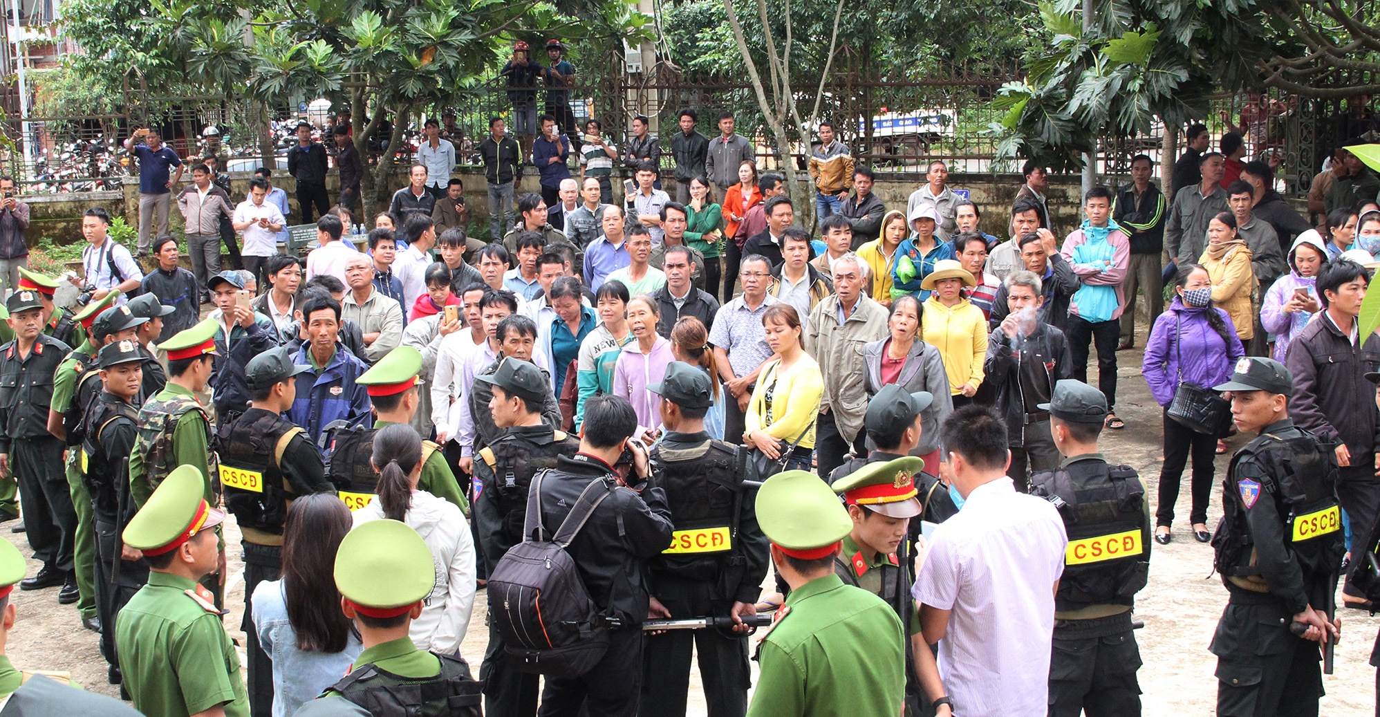 No sung lam 3 nguoi chet anh 1